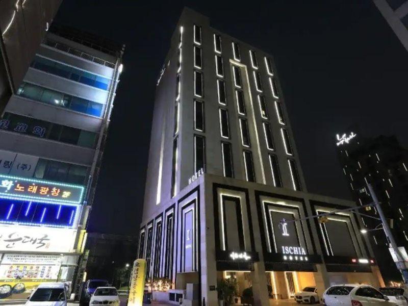 Ischia Hotel Yongin Bagian luar foto