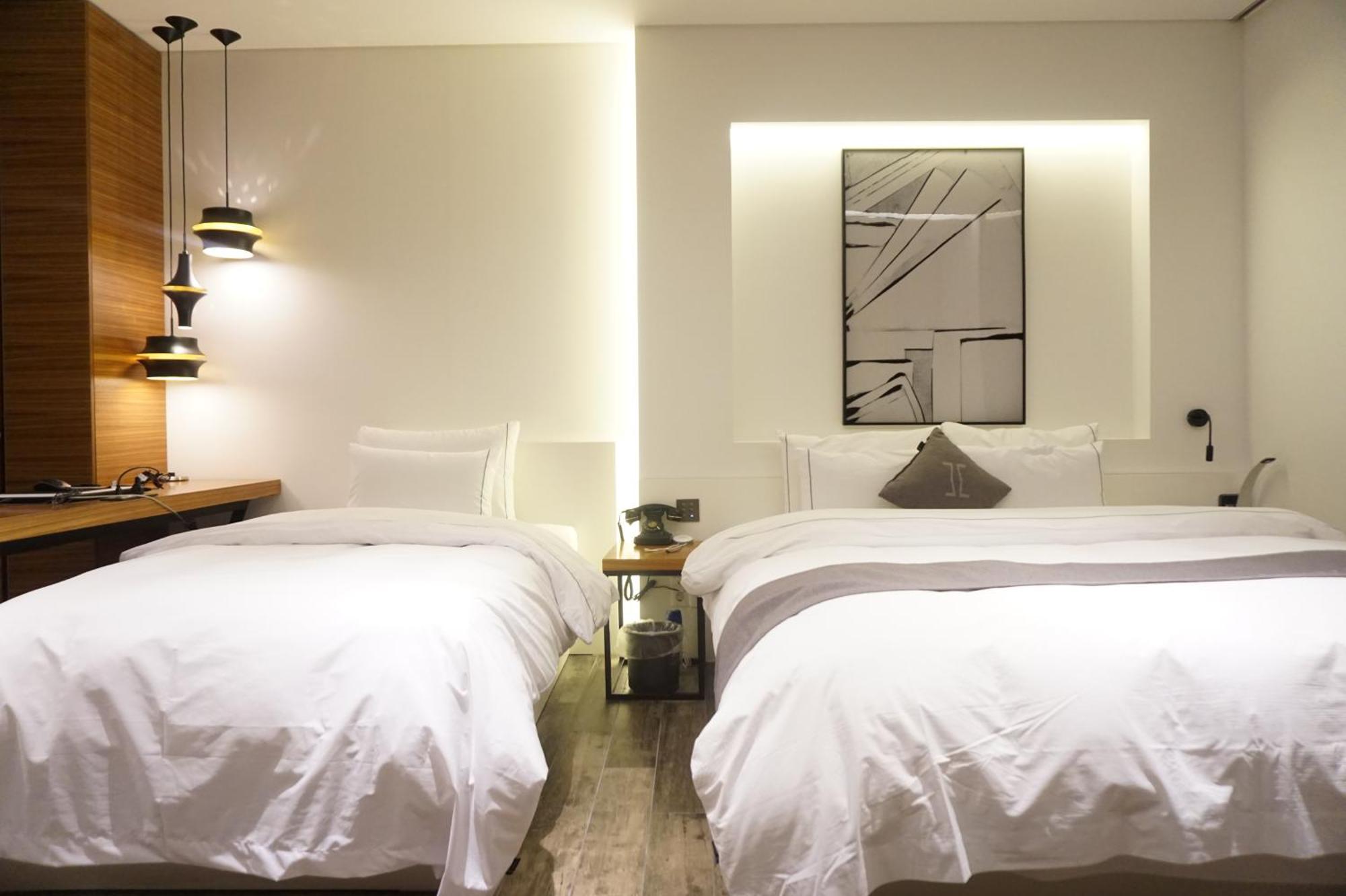 Ischia Hotel Yongin Bagian luar foto